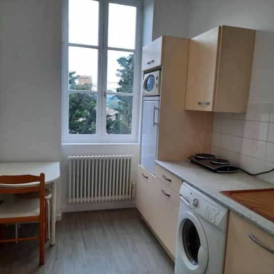  Annonces CHATILLON : Appartement | L'ARBRESLE (69210) | 27 m2 | 420 € 