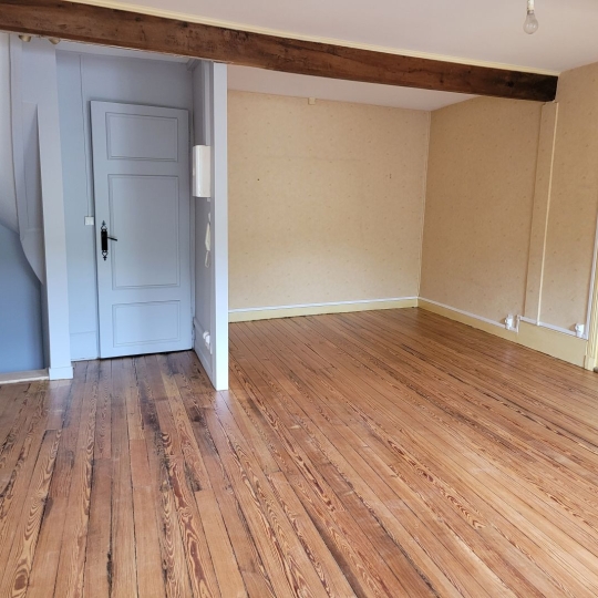  Annonces CHATILLON : Appartement | BESSENAY (69690) | 103 m2 | 1 080 € 