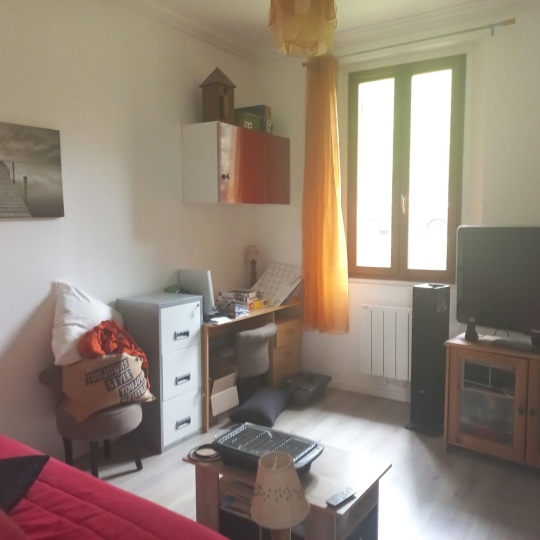  Annonces CHATILLON : Apartment | SAINT-PIERRE-LA-PALUD (69210) | 49 m2 | 156 000 € 