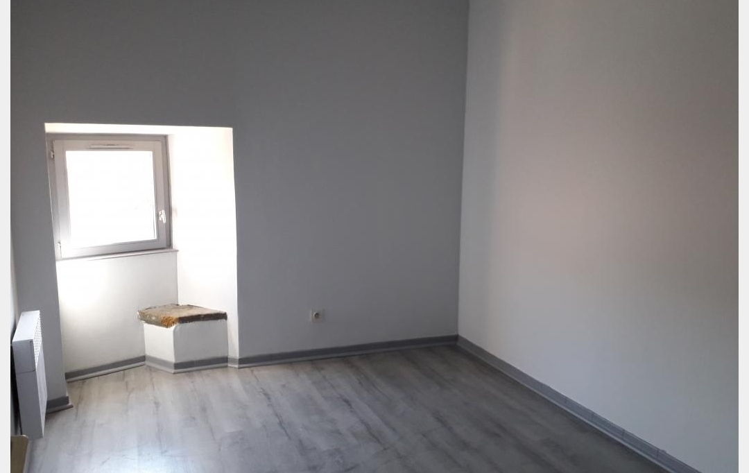 Annonces CHATILLON : Appartement | L'ARBRESLE (69210) | 63 m2 | 677 € 