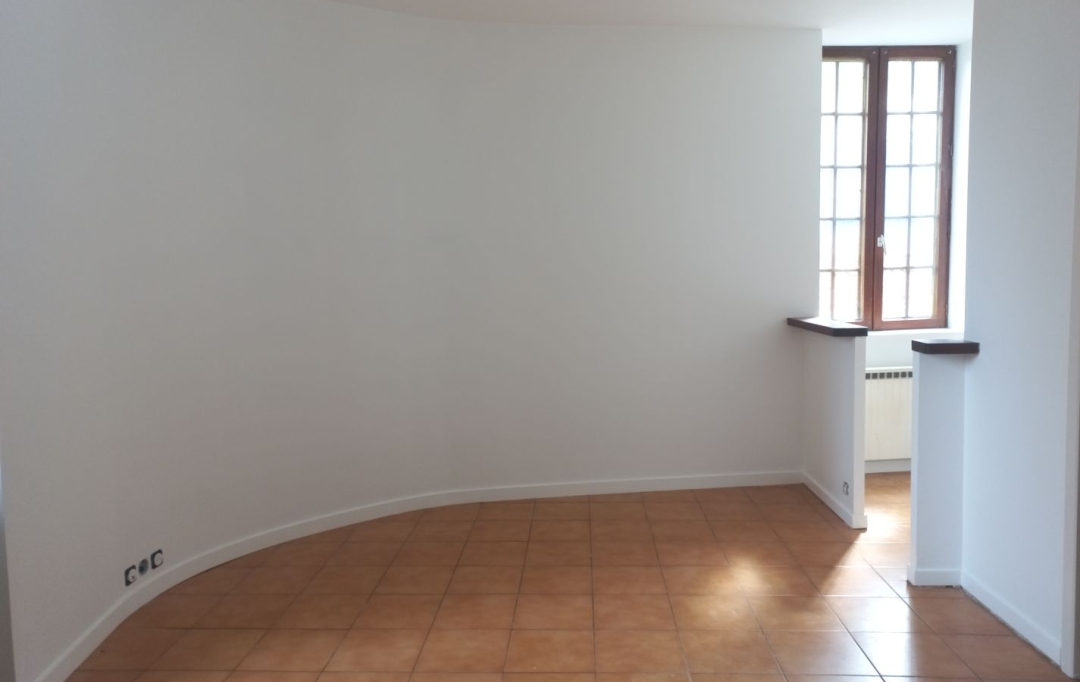 Annonces CHATILLON : Appartement | L'ARBRESLE (69210) | 40 m2 | 522 € 