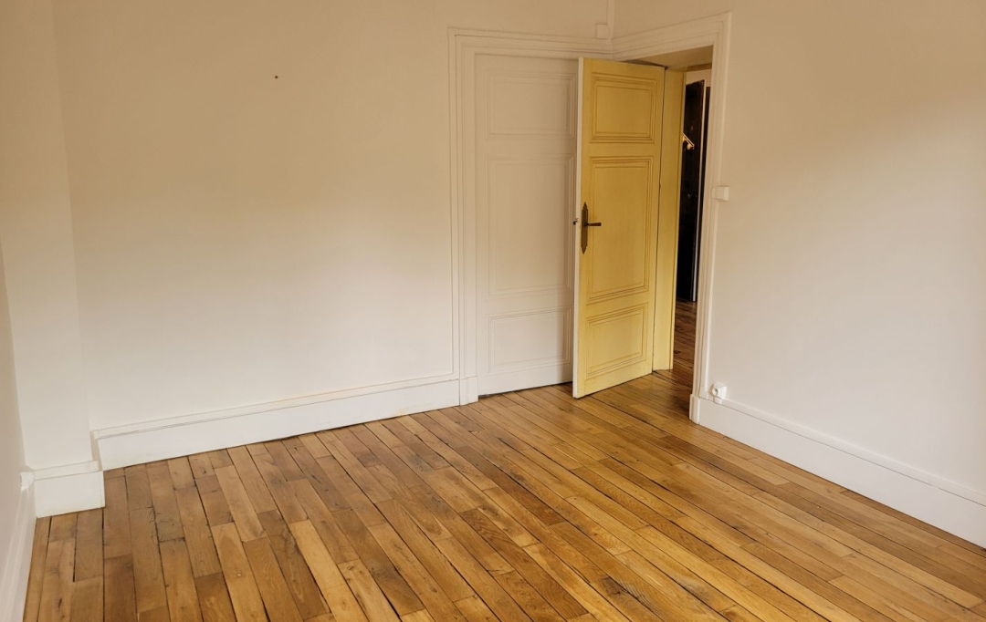 Annonces CHATILLON : Appartement | BESSENAY (69690) | 103 m2 | 1 080 € 