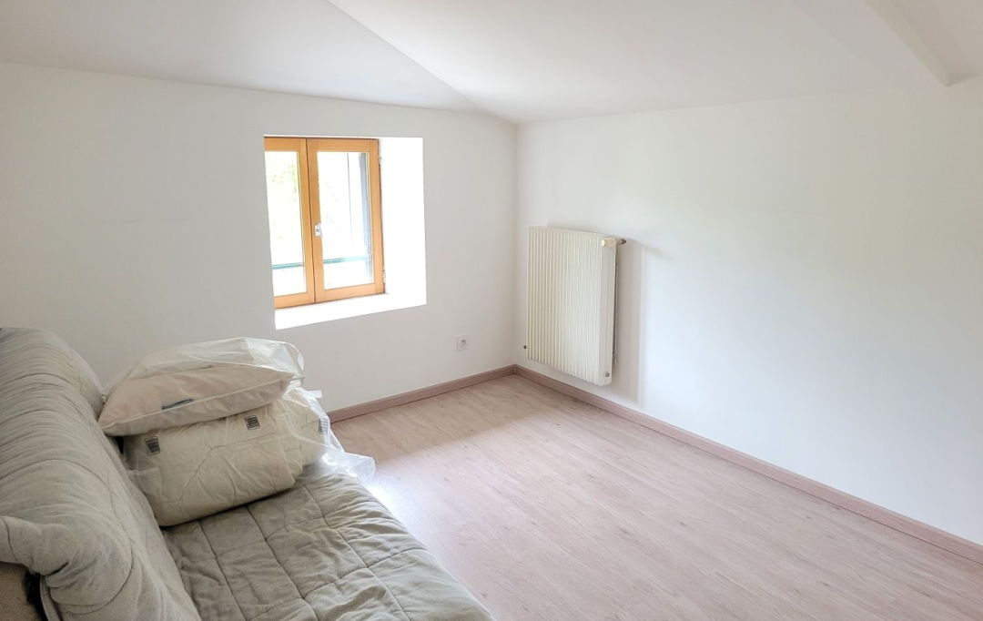 Annonces CHATILLON : Appartement | BESSENAY (69690) | 103 m2 | 1 080 € 