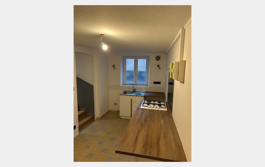 Annonces CHATILLON : House | EVEUX (69210) | 65 m2 | 750 € 