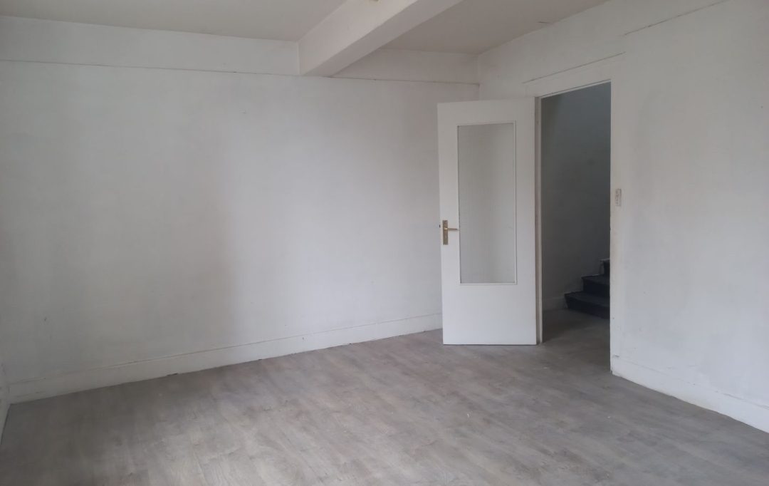 Annonces CHATILLON : Building | L'ARBRESLE (69210) | 100 m2 | 187 200 € 